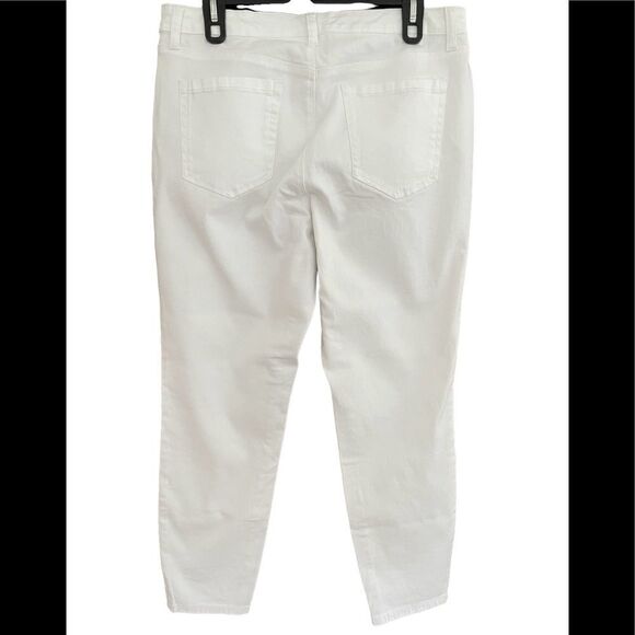 Style & Co white Curvy Skinny Leg jeans, size 10S - Picture 5 of 9